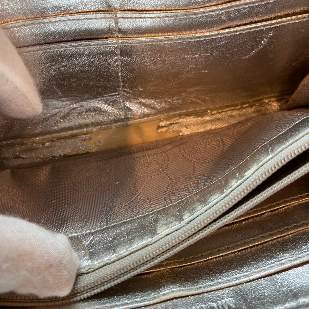 Michael Kors Silver Wallet - Picture 8 of 9